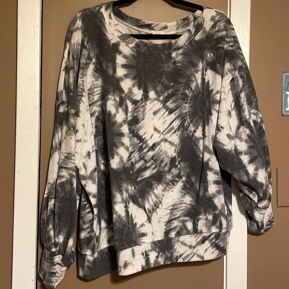 Peach Love Sweatshirt